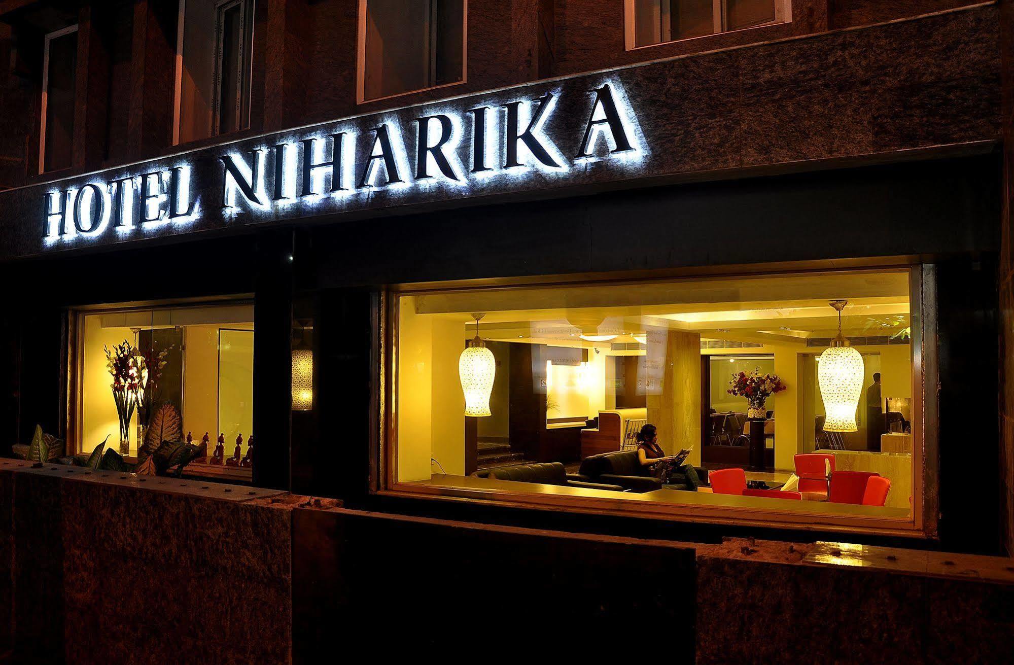 Hotel Niharika Kolkata Exterior photo